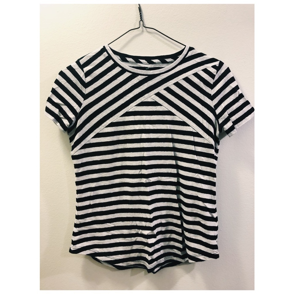Flattering Linen Striped Tee